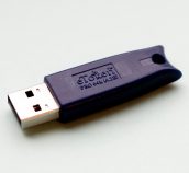 Svarbi informacija „Aladdin“ kriptografinių USB laikmenų turėtojams